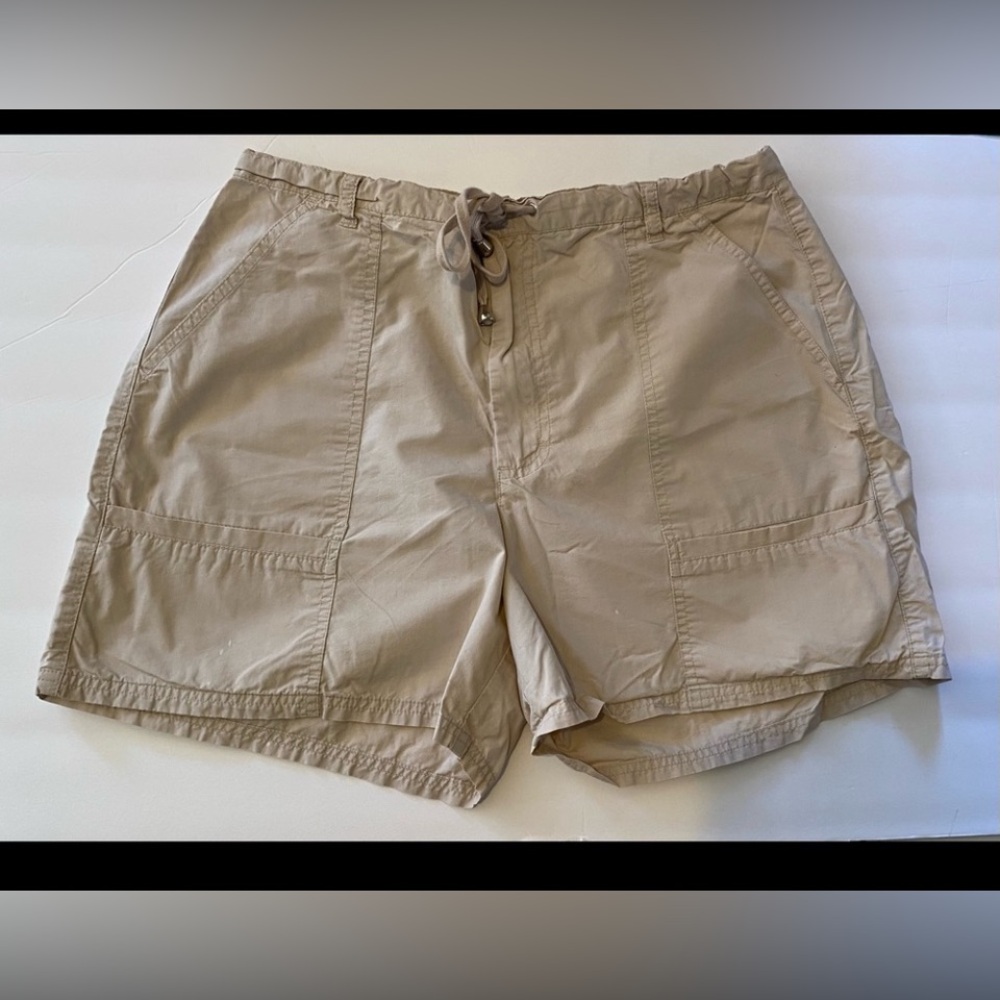 Gloria Vanderbilt Women's Shorts size 10